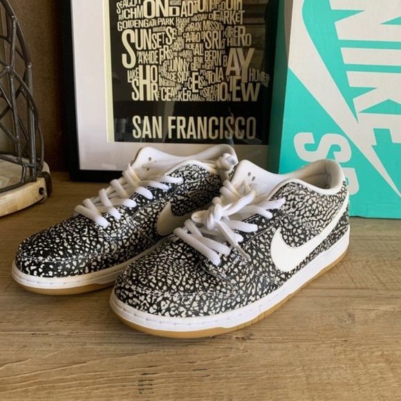 nike sb dunk low road